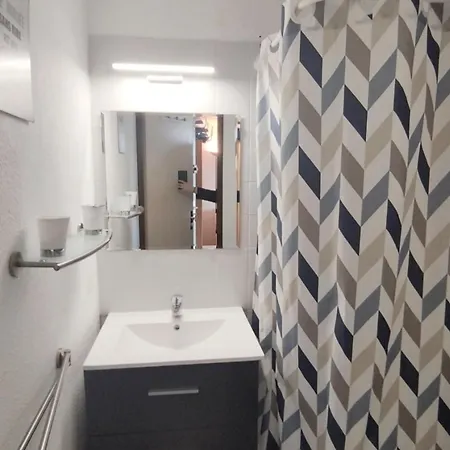 Apartmán T2 Avec Climatisation Et Parking A Narbonne-plage - Fr-1-795-57 Narbonne